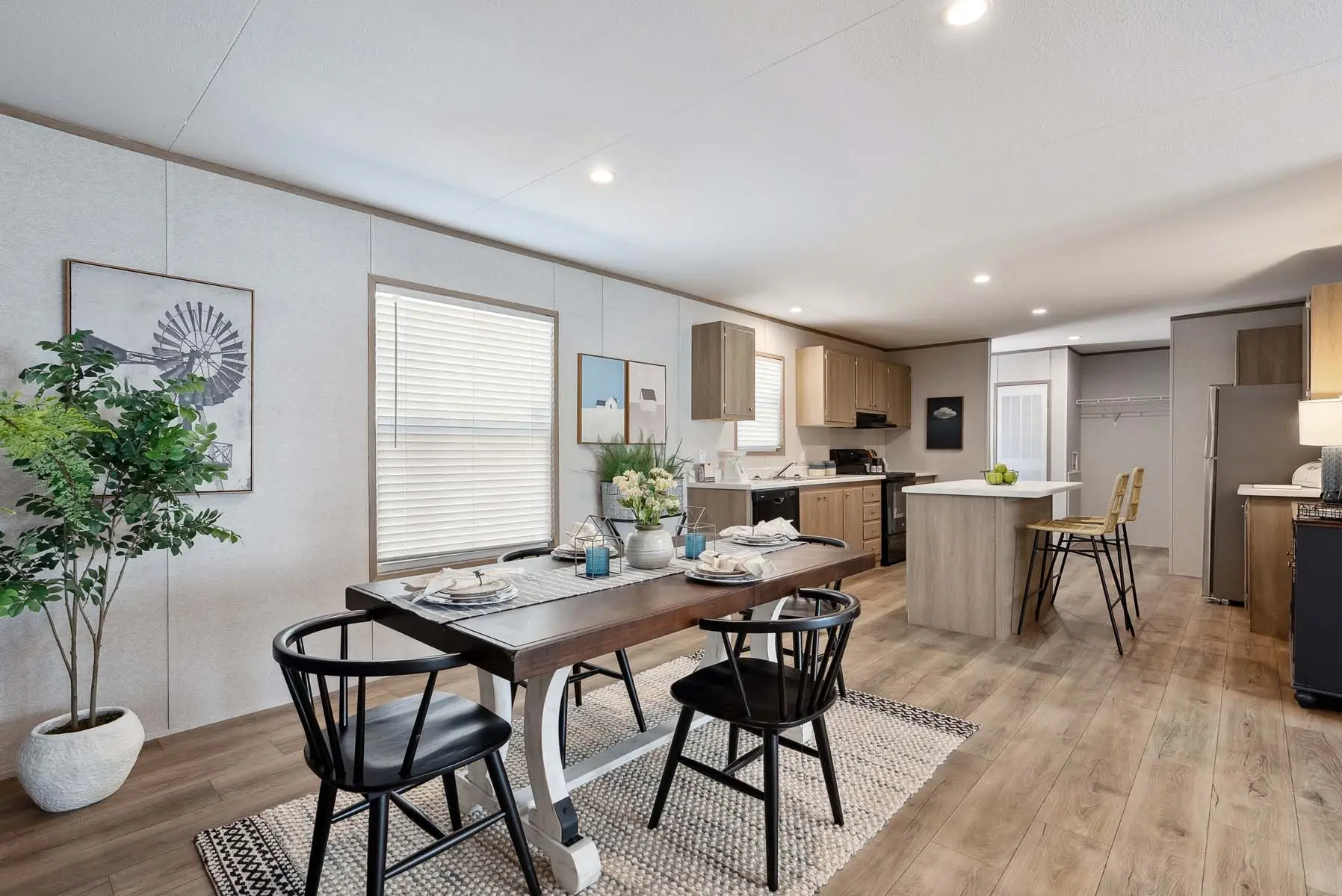 135-prime-2876H-dining-2